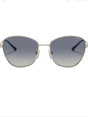 NWT Vogue BLue and silver sunglasses